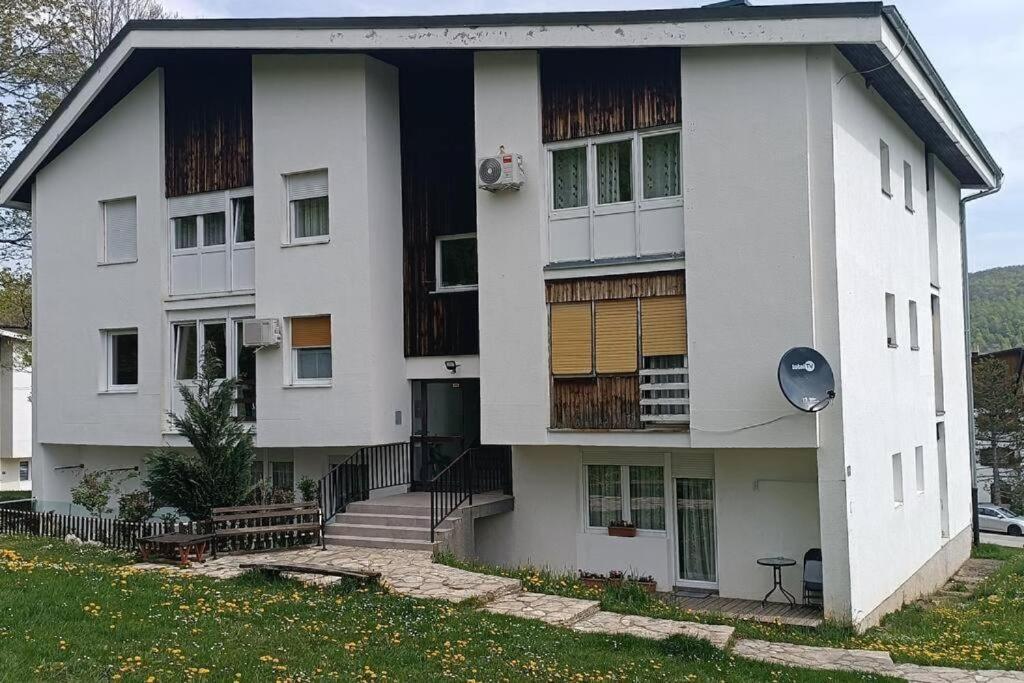 Plitvice Apartment Plitvička Jezera エクステリア 写真